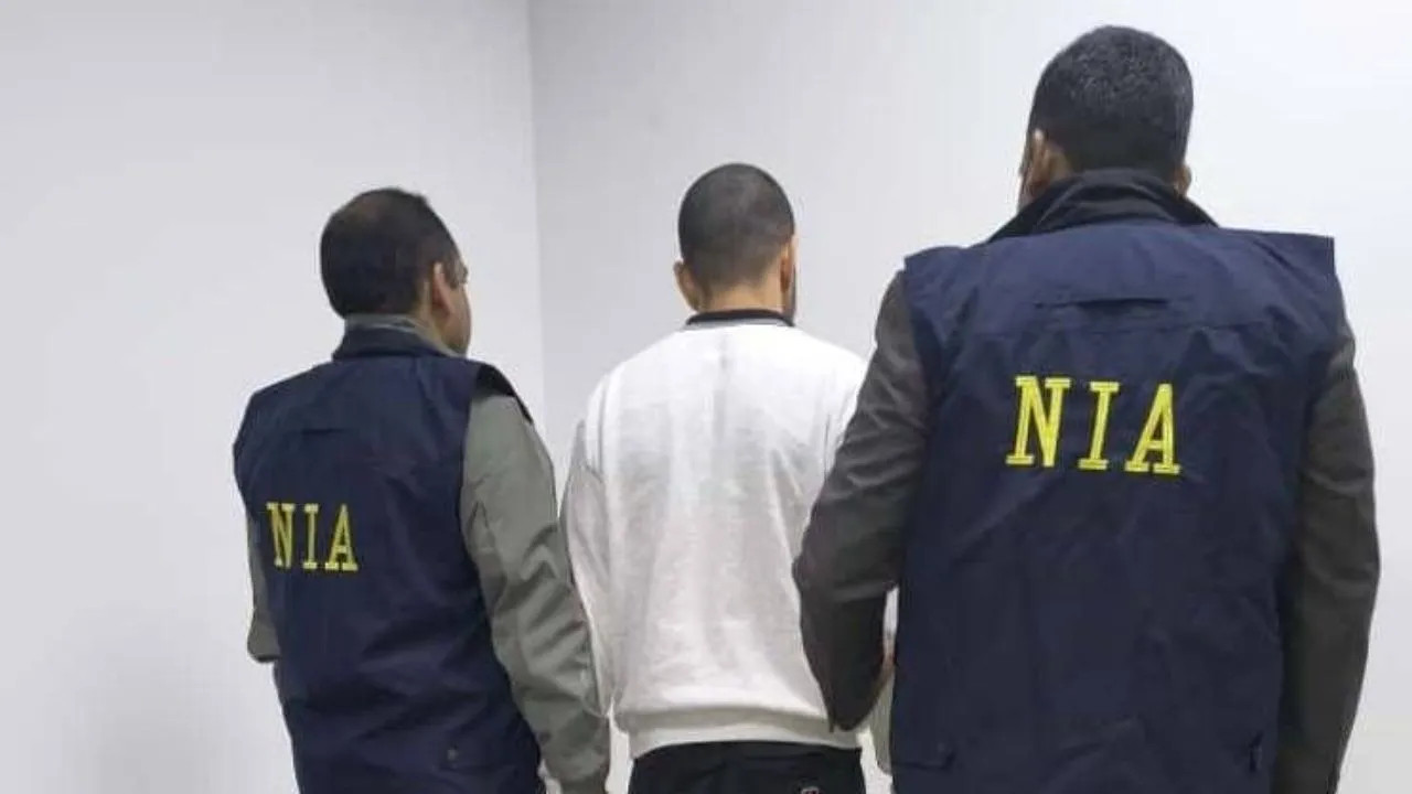 Anmol Bishnoi Reached India NIA and Delhi Police Special Team arrested