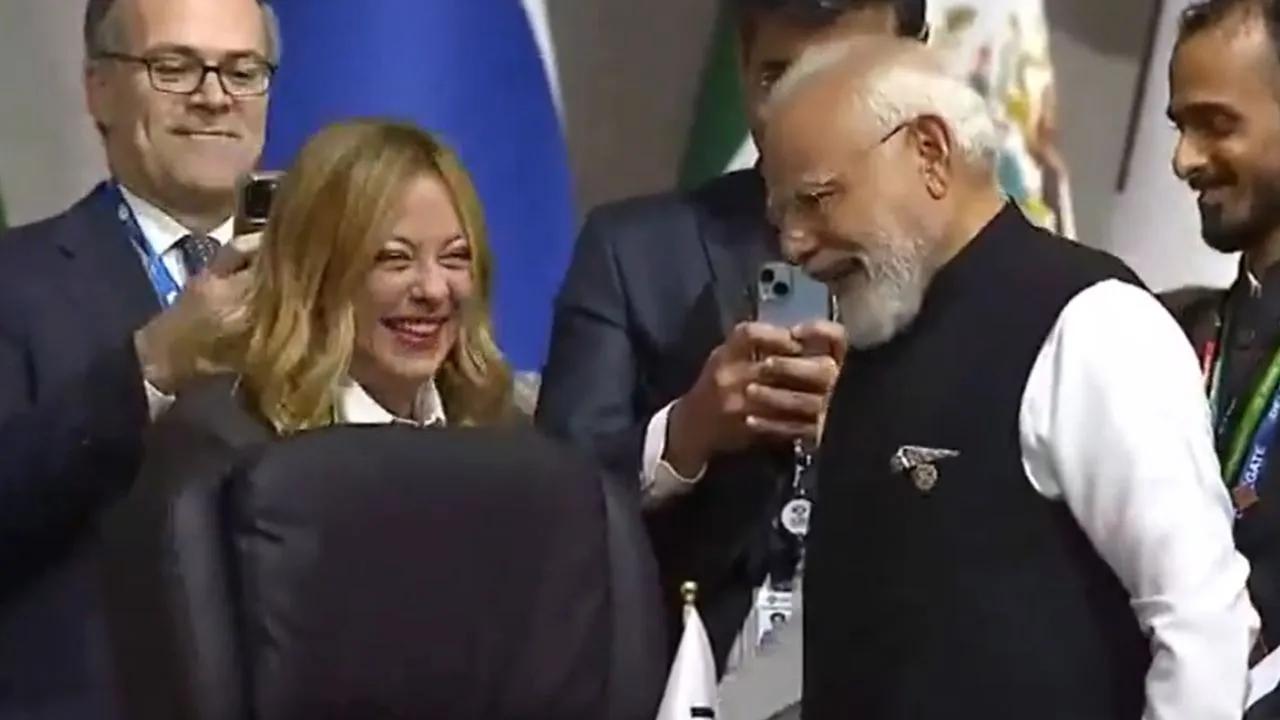 PM Modi Meets Italian PM Giorgia Meloni at G20 Summit