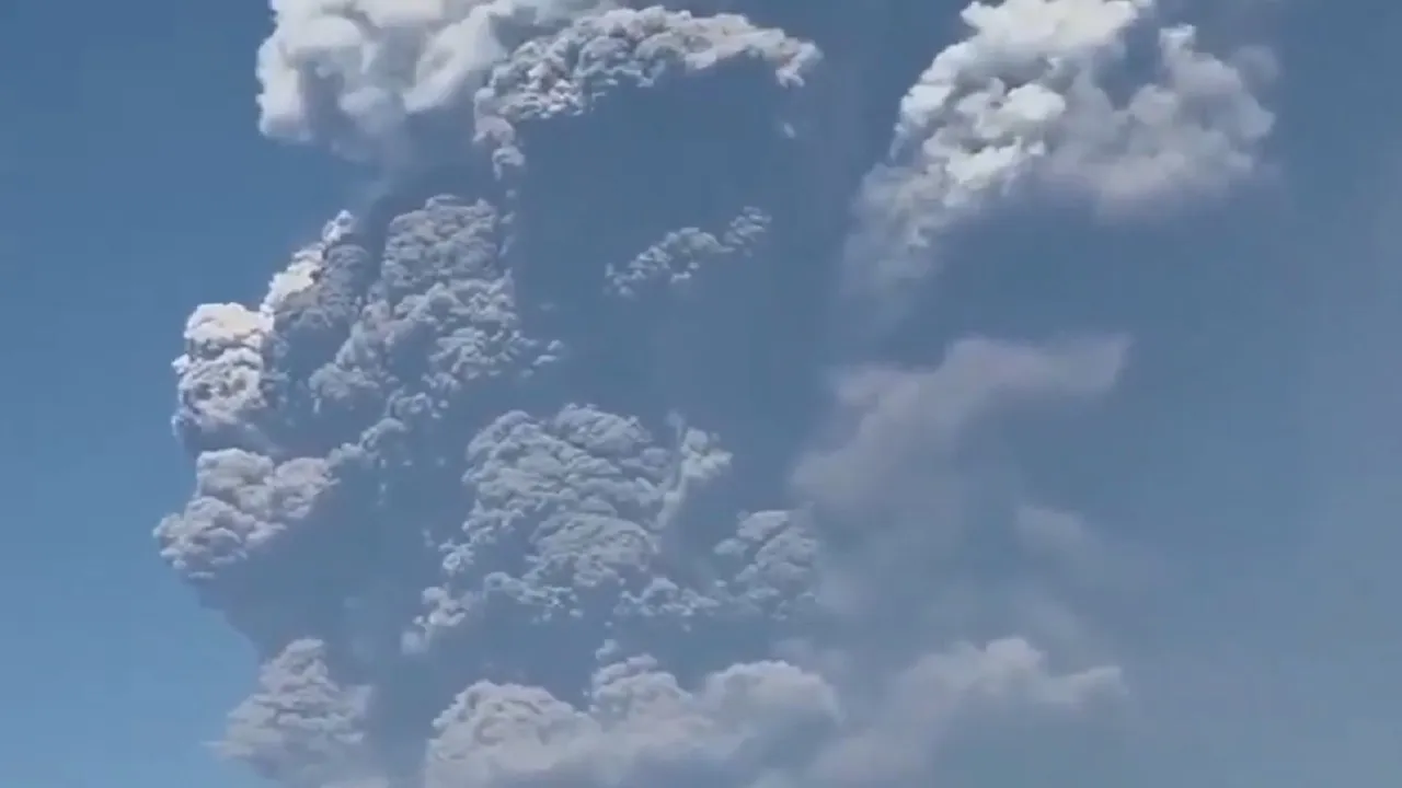 Ethiopian volcano erupt
