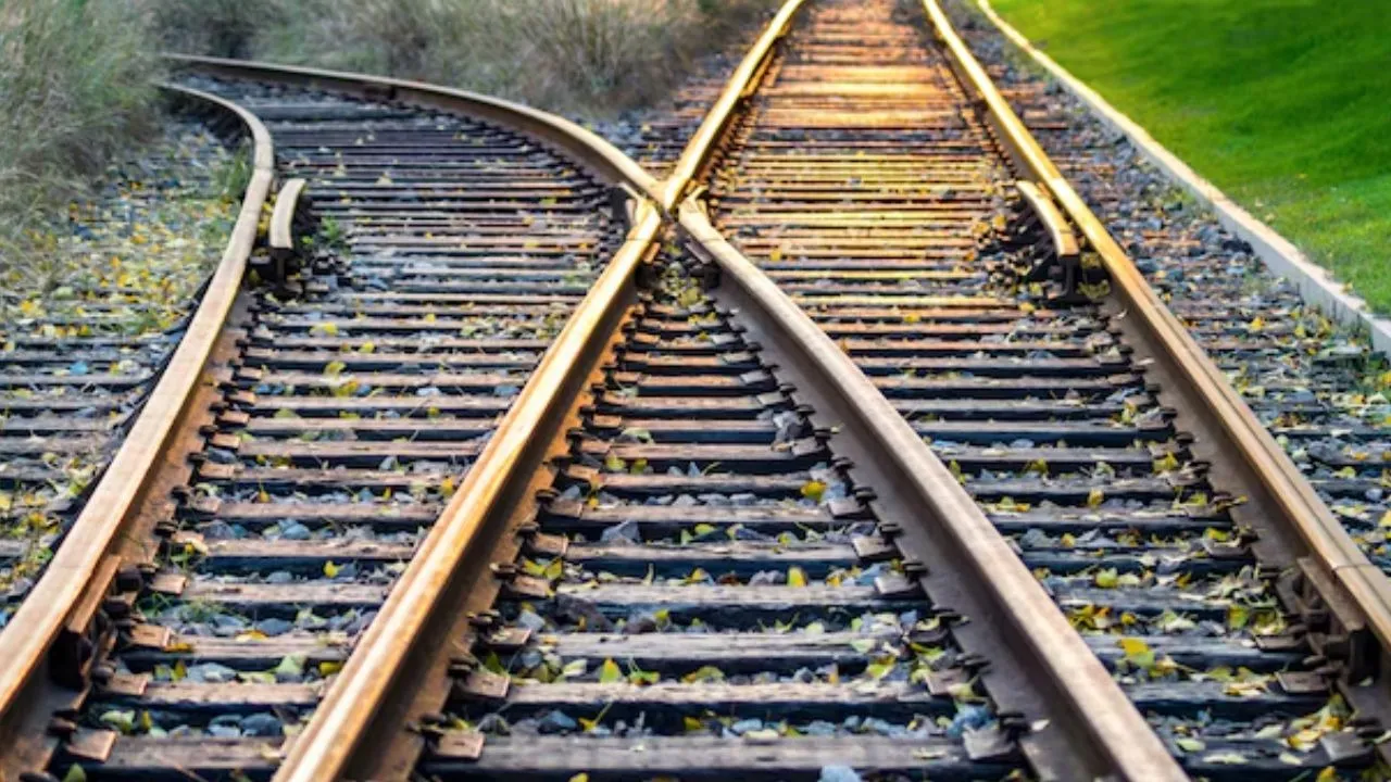 China Rail Accident killed many News update in hindi