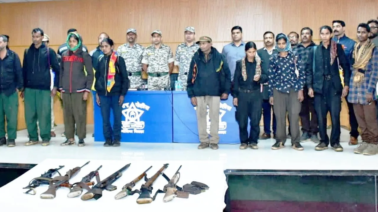 11 Naxals Surrendered in Maharashtra reward of 89 Lakhs