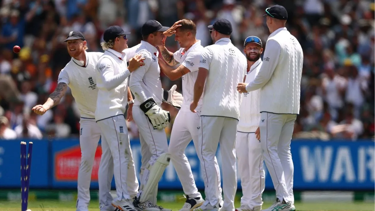 ASHES 2025 Melbourne test day 1 report 20 wickets down in first day