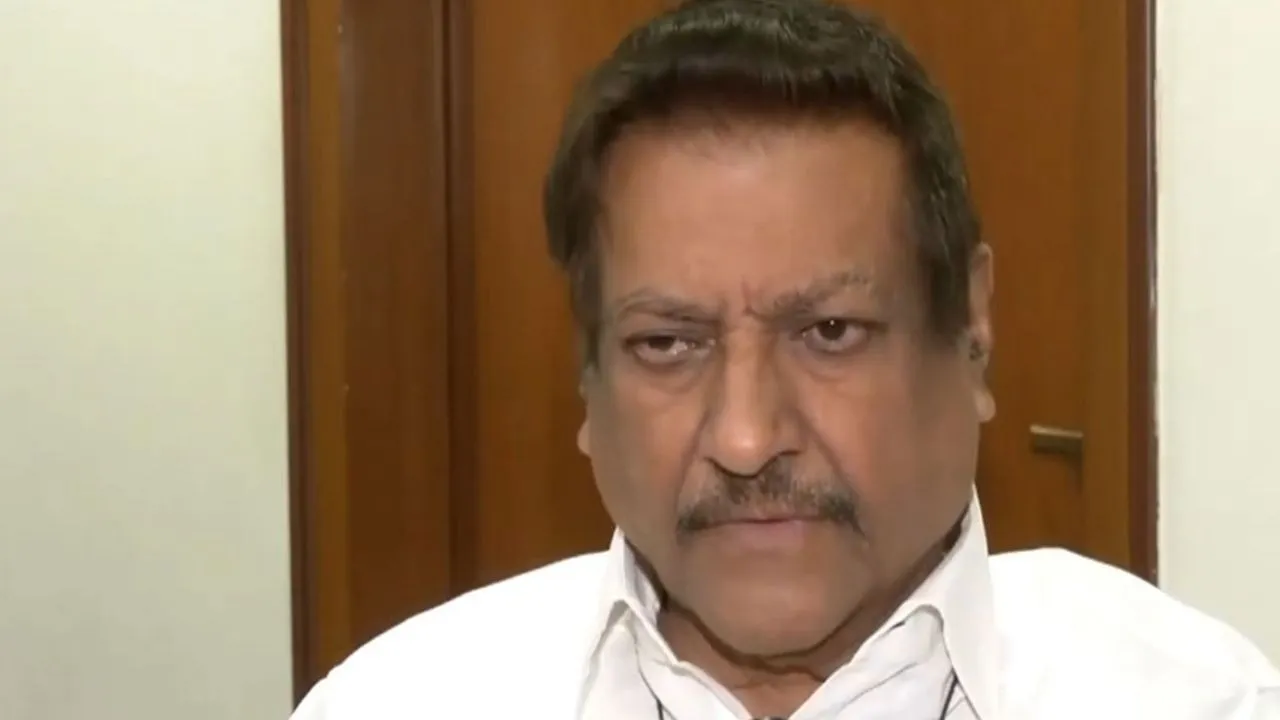 Maharashtra Ex CM Prithviraj Chavan reacts on venezuela