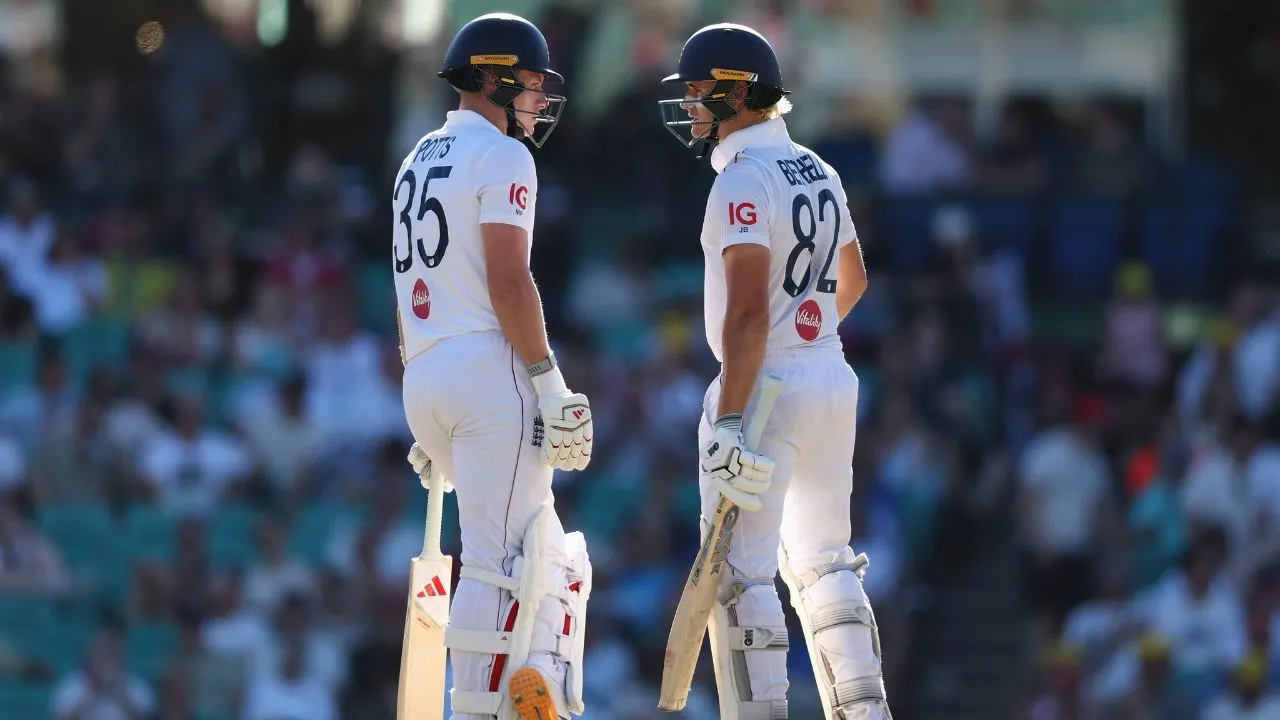 england all out on 342 set 160 runs target for australia in sydny test