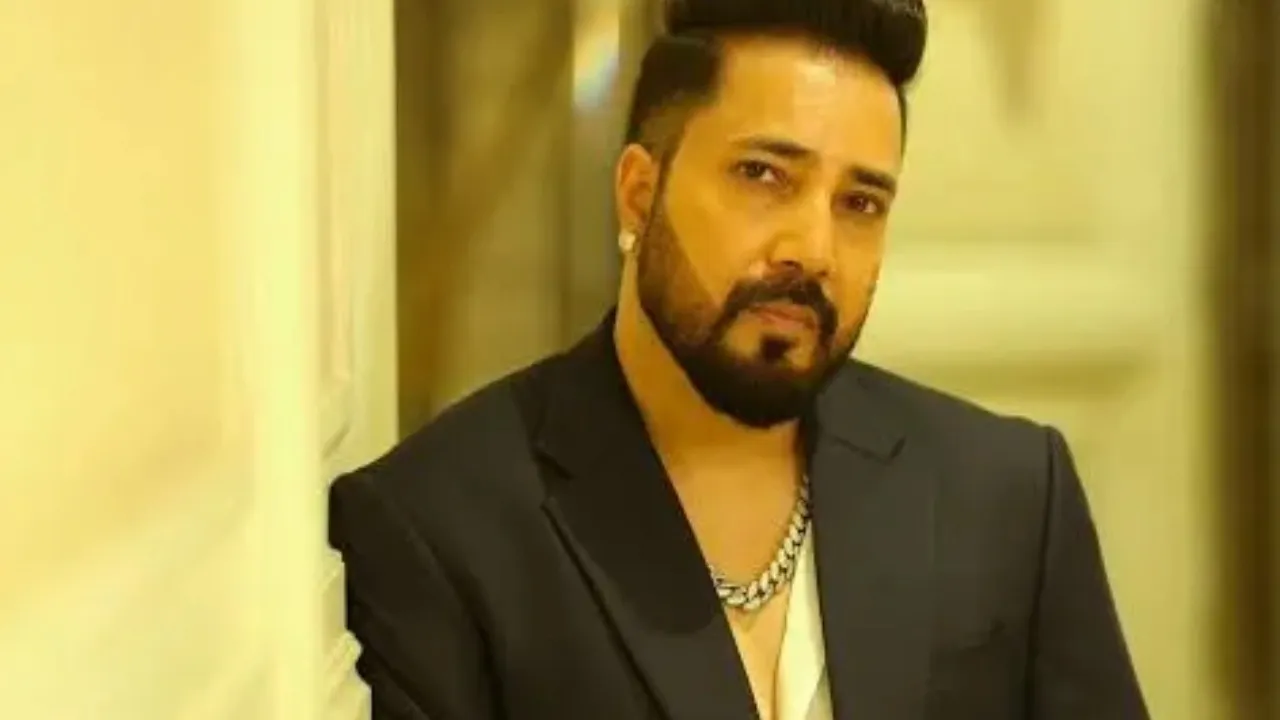 Mika Singh On Stray Dogs to donate 10 acres of land makes special appeal to supreme court
