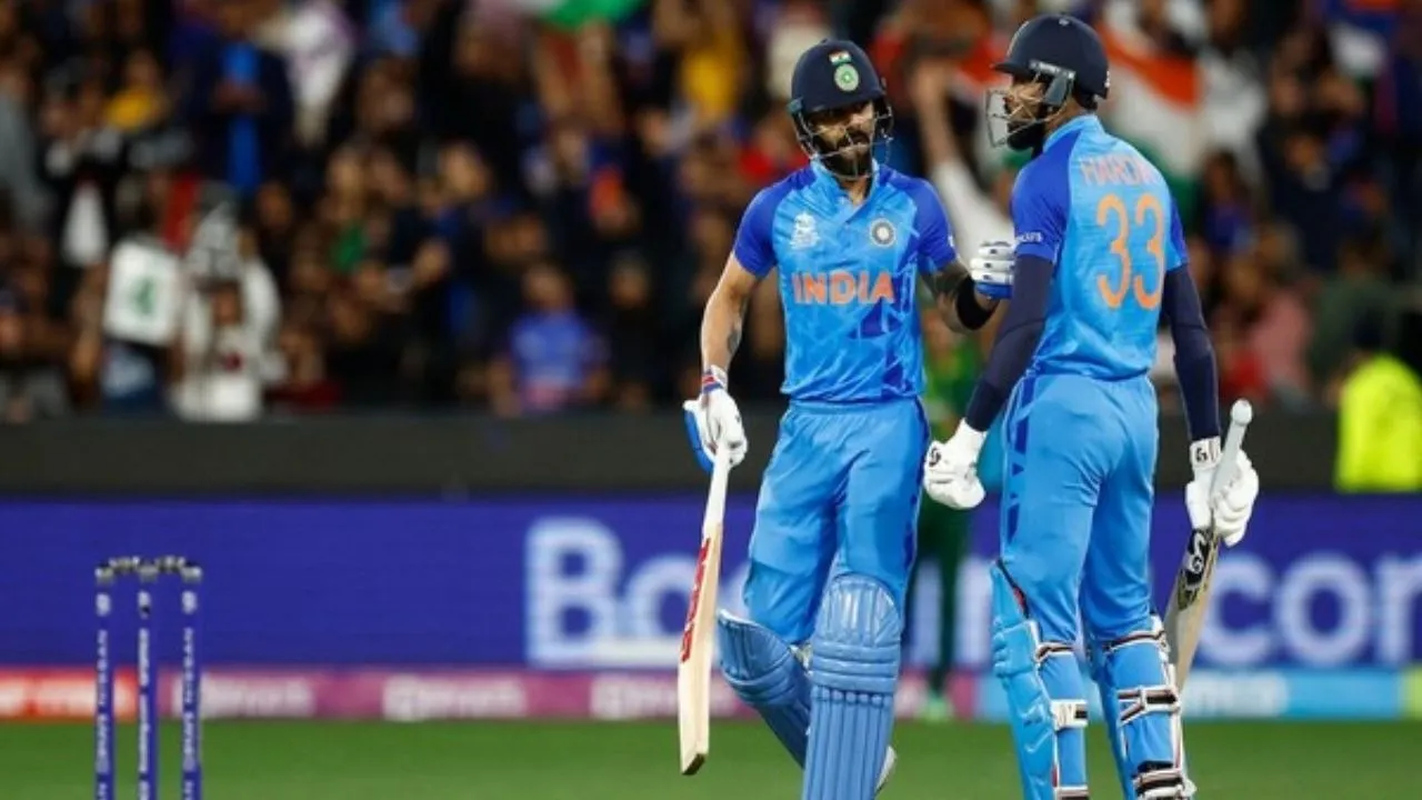 Hardik Pandya and Virat Kohli