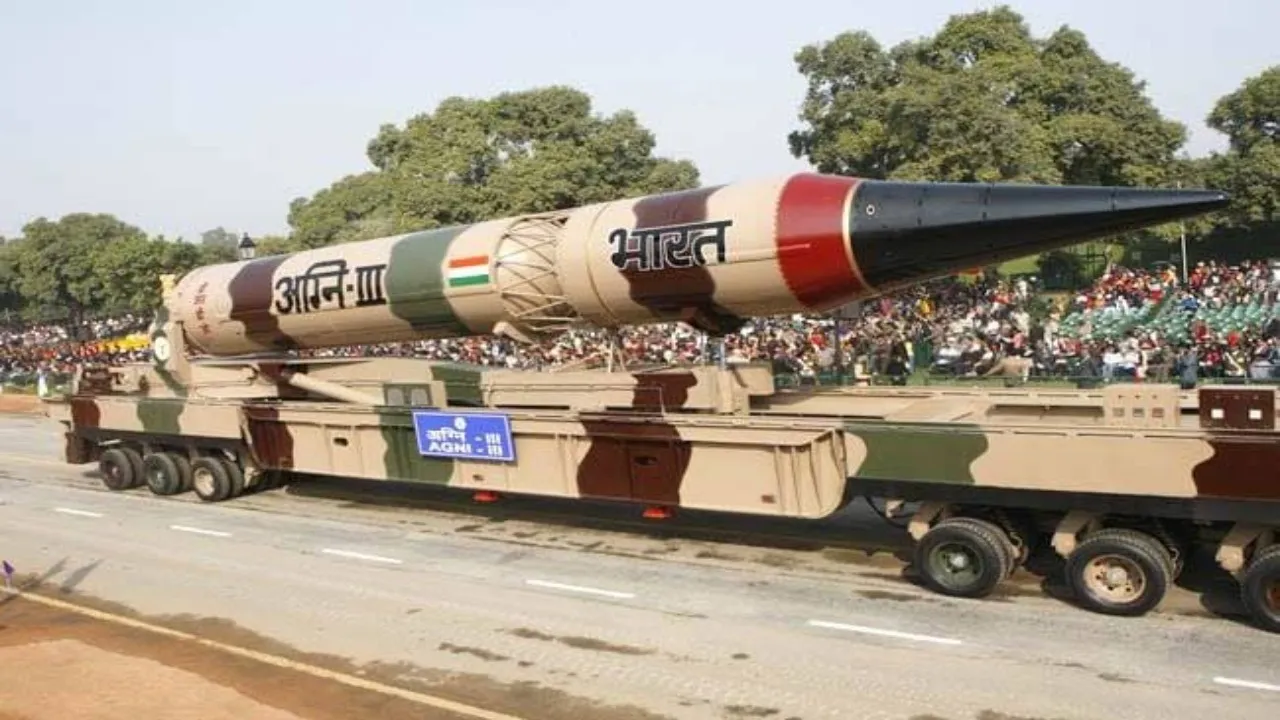 Agni 3 ballistic missile