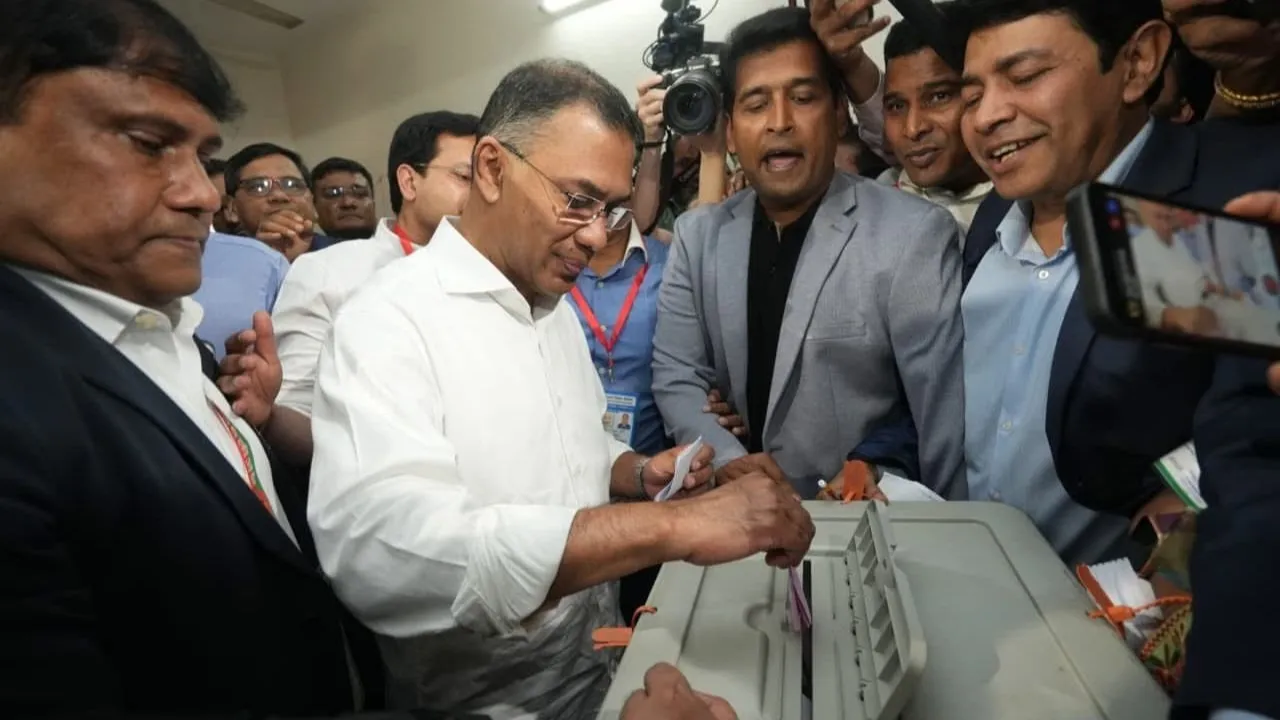 Bangladesh 2026 Referendum, what is July National Charter, Bangladesh Election Ganabhot, Constitutional Reforms 2026, Meaning of Referendum, Monsoon Revolution Effect, Bangladesh Democracy Change, Yunus Interim Government Reforms