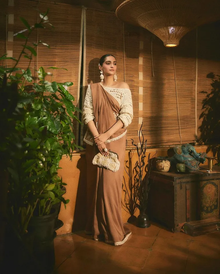 Sonam Kapoor Saree 3