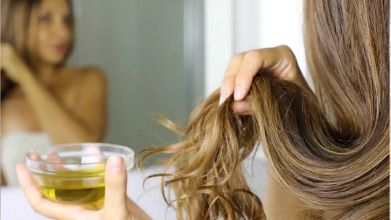 Rosemary Hair Spray 4