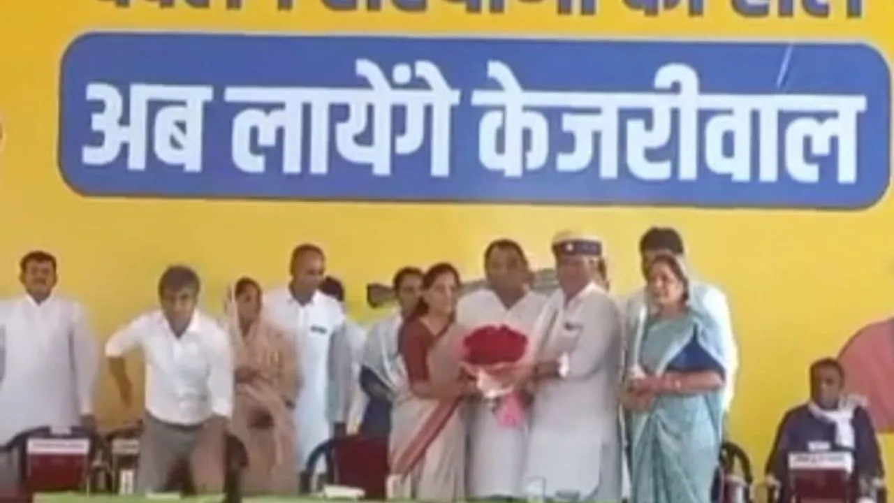 sunita kejriwal news