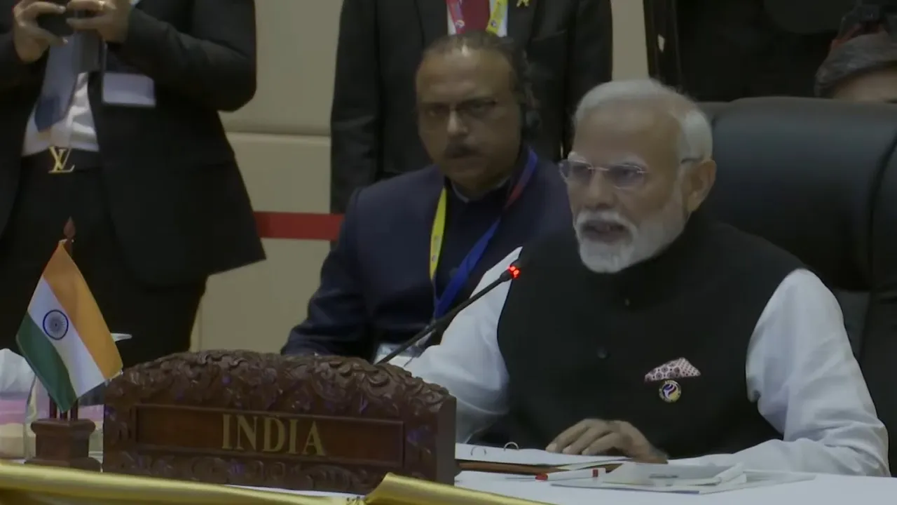 PM Modi in Laos 11 Oct