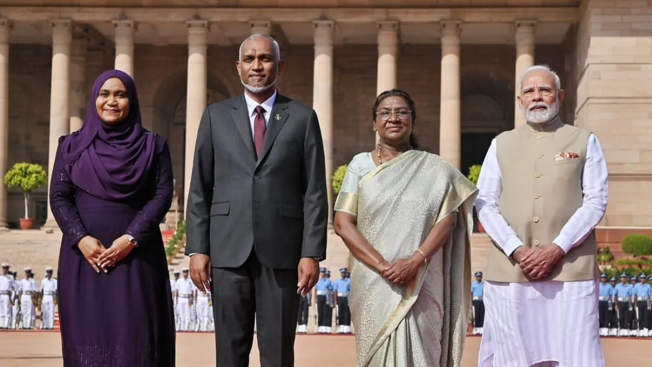 PM Modi and muizzu