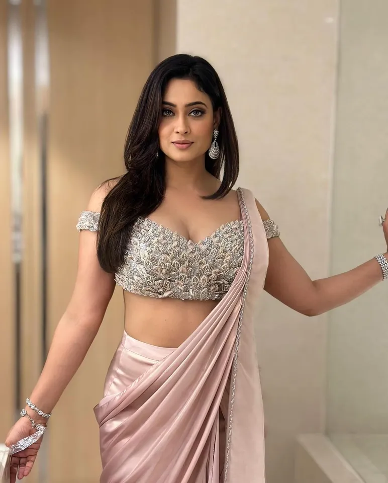 Shweta Tiwari 5