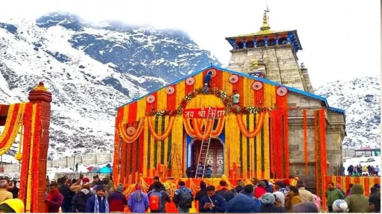 केदारनाथ मंदिर के कपाट