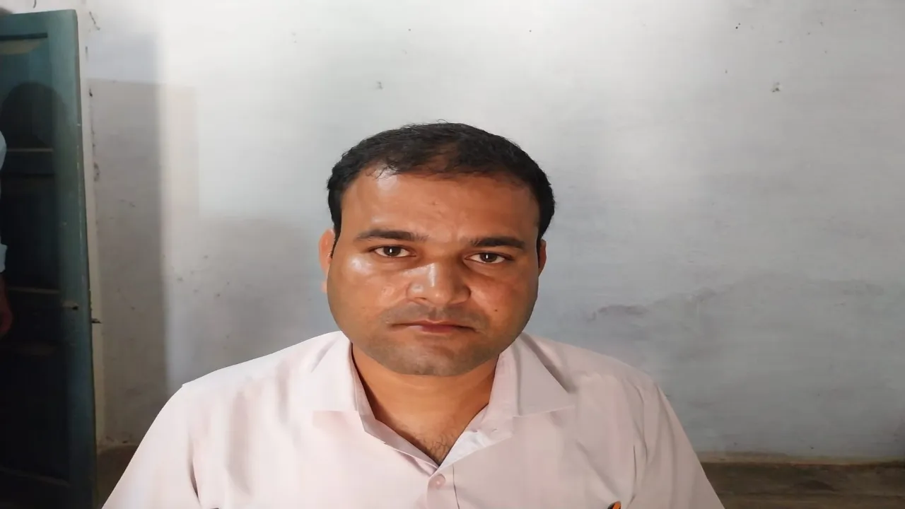 umaria doctor asked for bribe