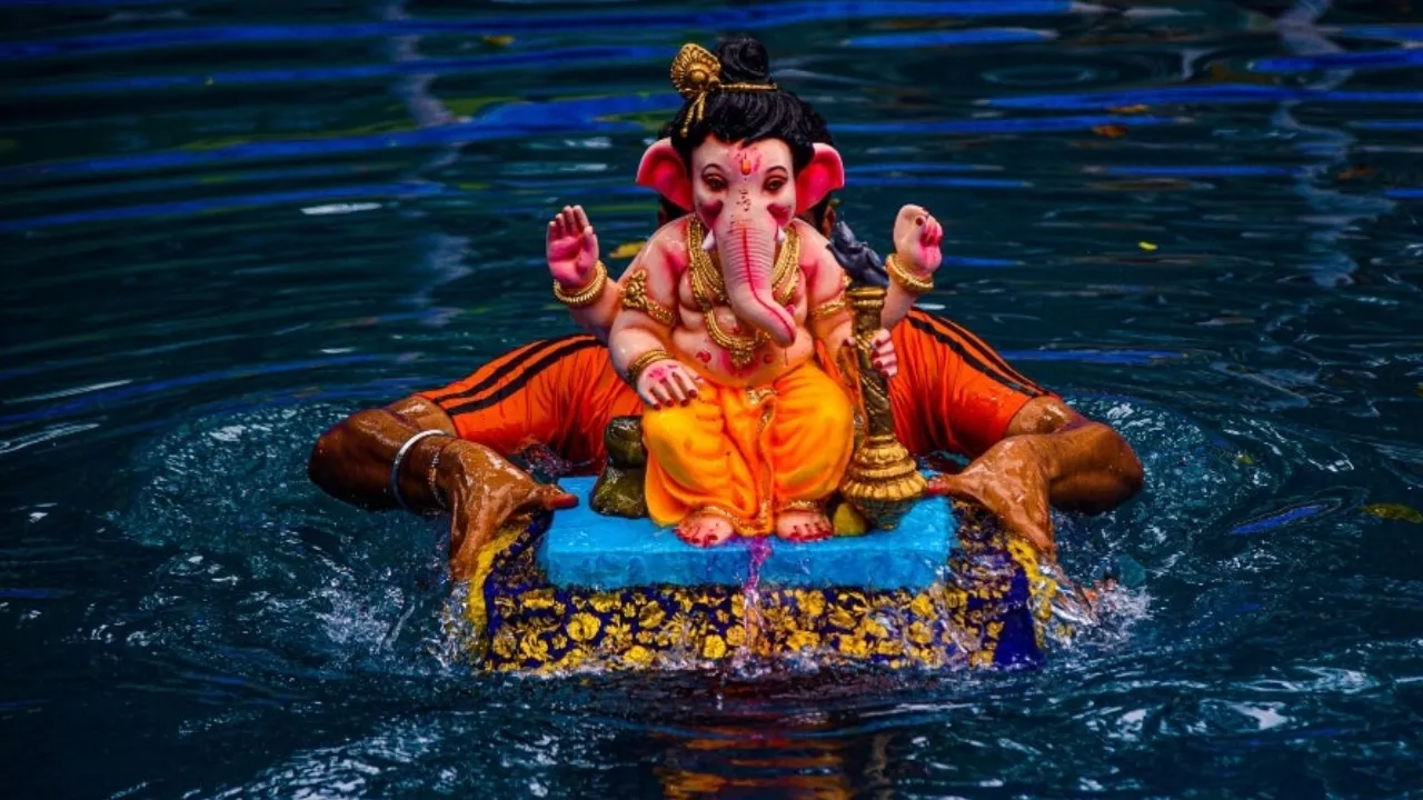 karnataka tesnion over ganesh pooja visarjan