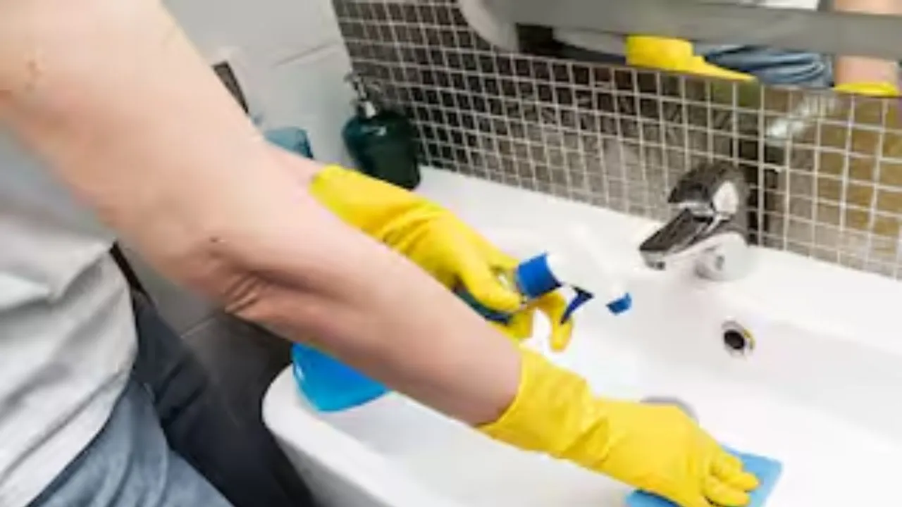 Dirty Bathroom Tiles 2