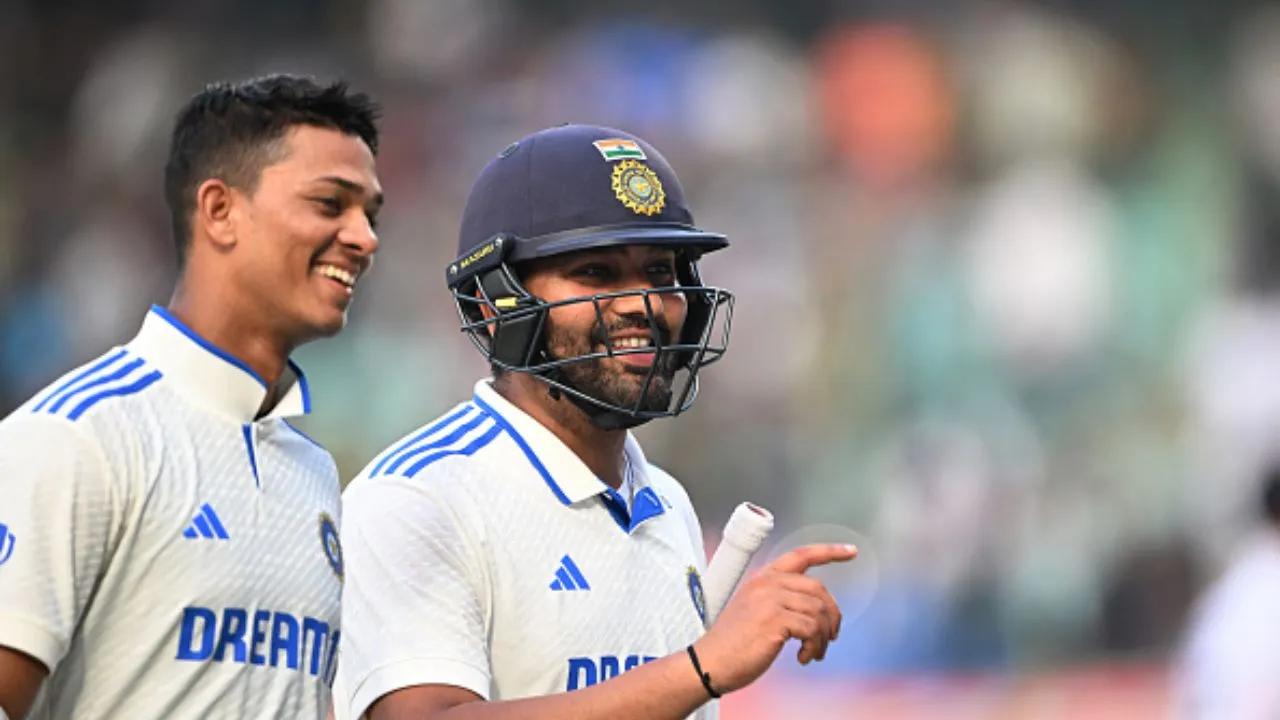 Indian Cricket team becomes fastest team to make 50, 100, 150, 200 and 250 run in an test inning during IND vs ZIM