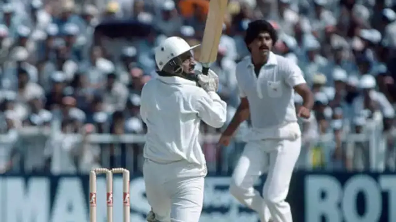 3 cricketers who played for India and Pakistan 