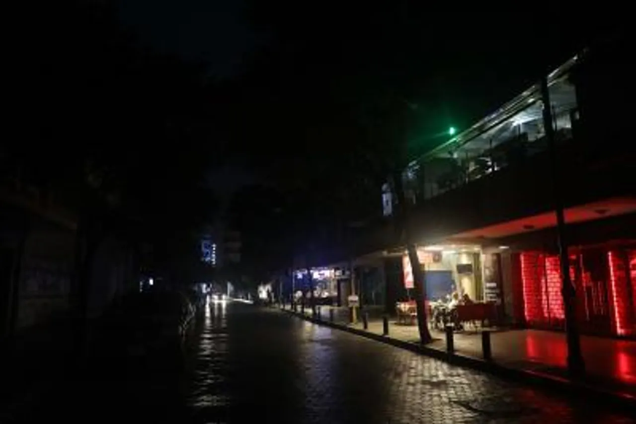 (060720) LEBANON-BEIRUT-POWER CUTS