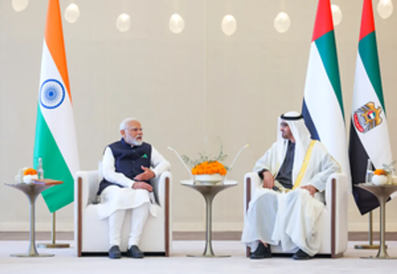 Abu Dhabi: Prime Minister Narendra Modi with UAE President Mohamed bin Zayed Al Nahyan during a meeting
