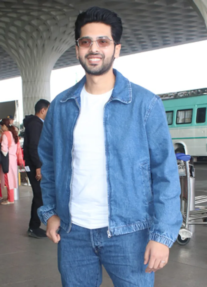 Mumbai: Celebrities Spotted At the Mumbai Airport