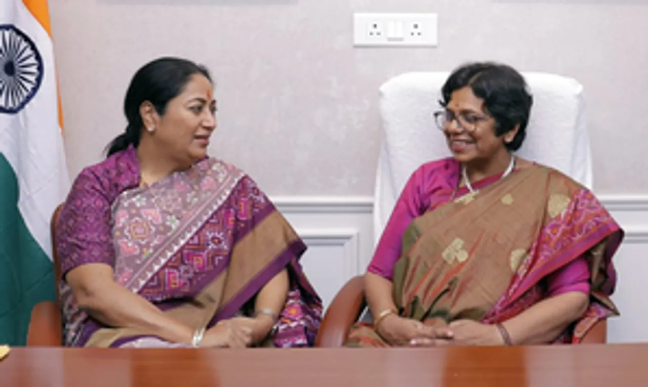 New Delhi: Delhi Chief Minister Rekha Gupta meets National Commission for Women Chairperson Vijaya Rahatkar