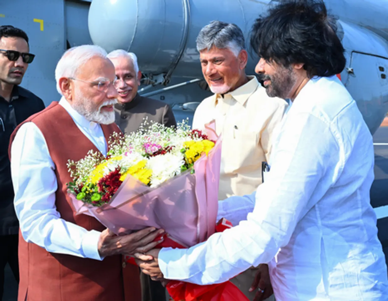 Amaravati: Pawan Kalyan Welcomes PM Modi