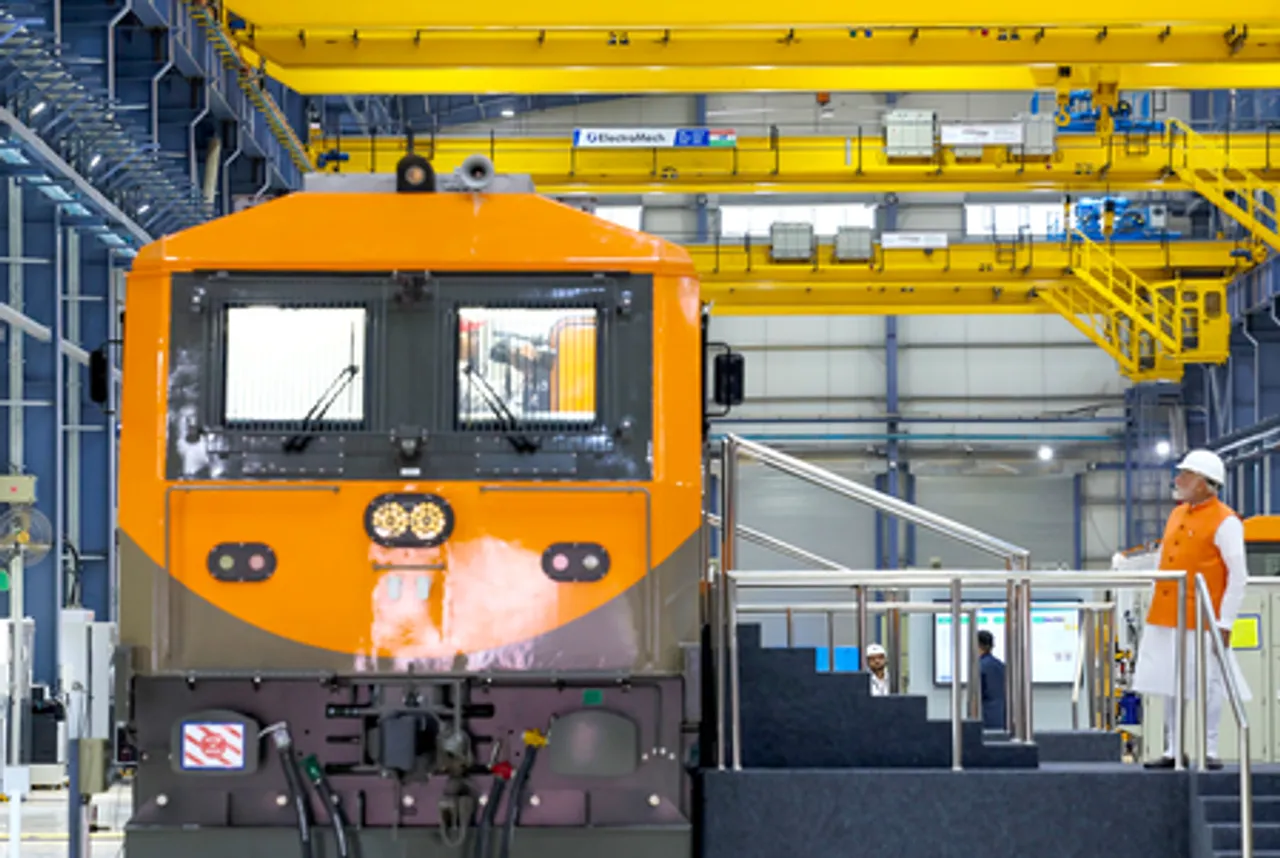 Dahod: PM Modi Visits  Locomotive Manufacturing Plant of Indian Railways