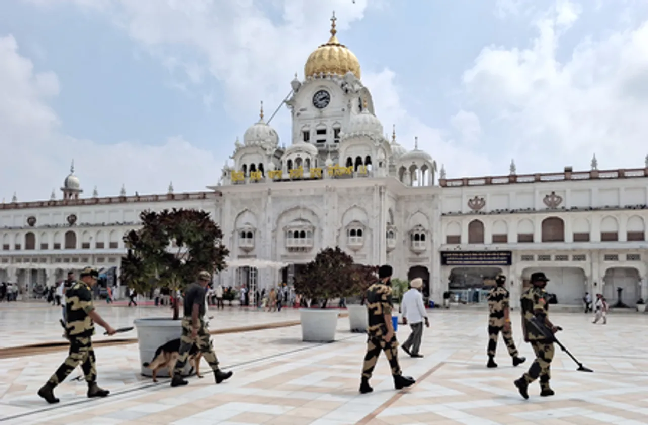 Amritsar: BSF personnel conduct security check at Golden Temple