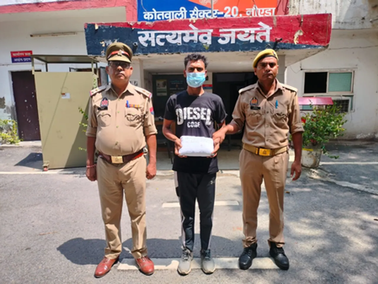 नशे की तस्करी के खिलाफ दो बड़ी कार्रवाइयां, भारी मात्रा में गांजा बरामद
