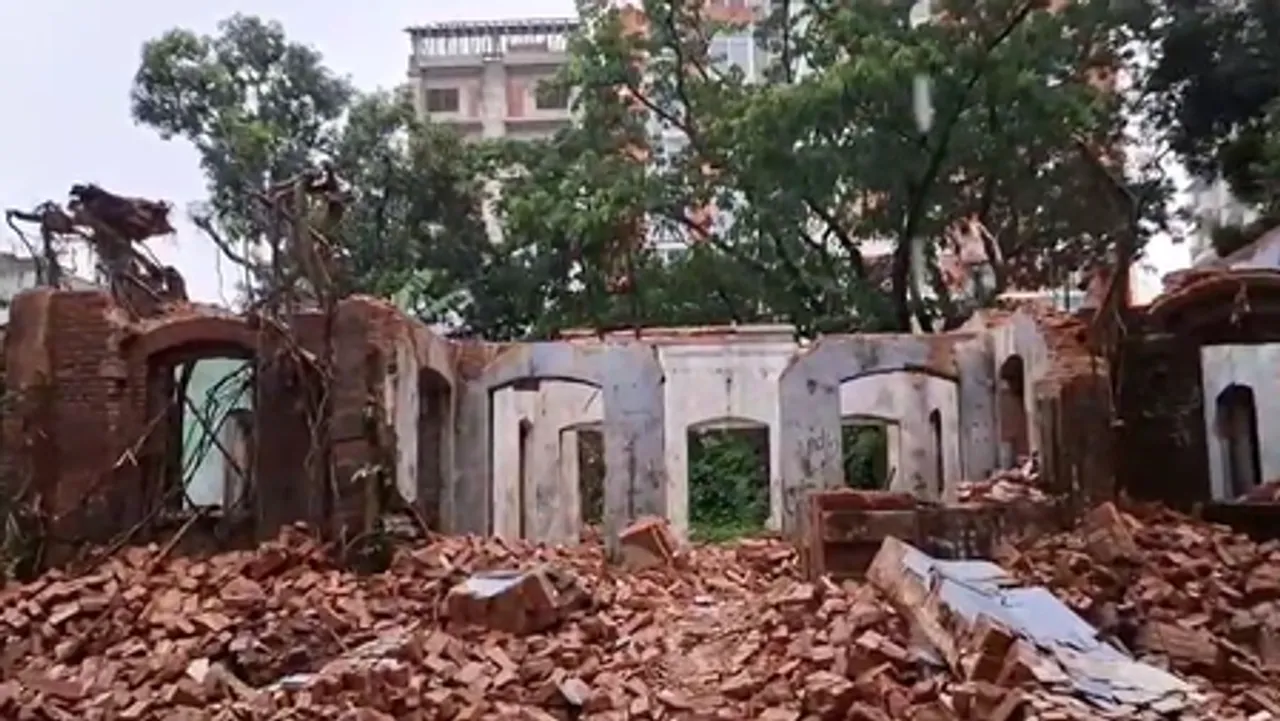 बांग्लादेश में फिल्मकार सत्यजीत रे के पुश्तैनी घर को बचाने के लिए आया भारत,  जताई आपत्ति