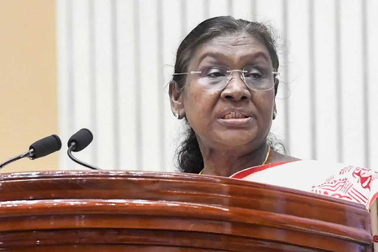 New Delhi: President  Murmu Attends Swachh Sarvekshan Awards Ceremony 2024