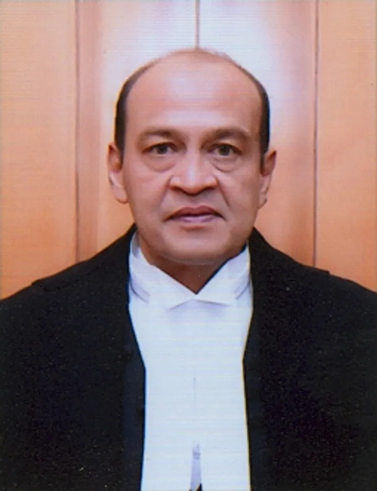 जस्टिस यशवंत वर्मा को हटाने के लिए 63 राज्यसभा सांसदों ने सभापति को नोटिस सौंपा