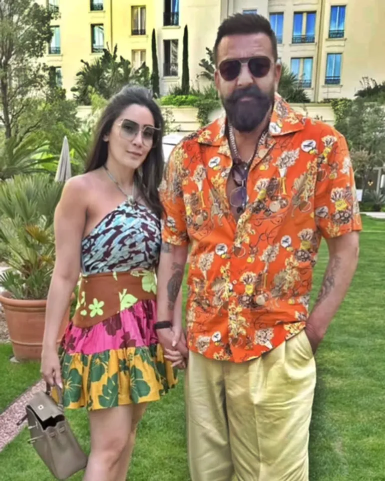 Sanjay Dutt wishes his ‘strength, support’ Maanyata on b’day: Thank you for being in my life
