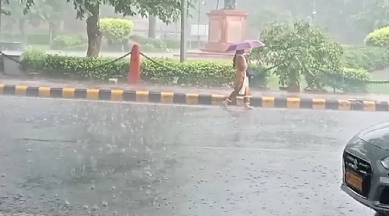 Raining in Delhi, (File Photo - IANS)