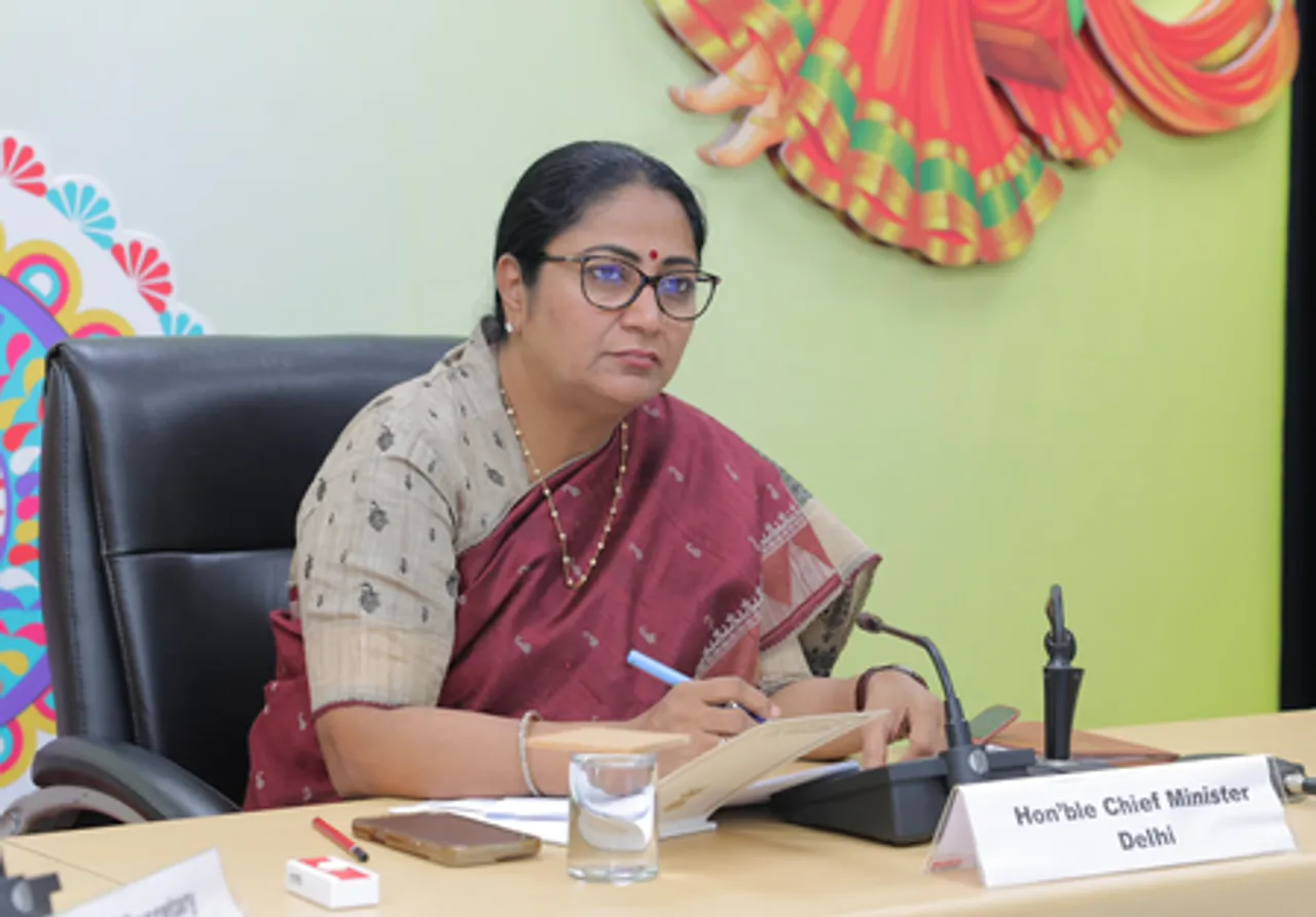New Delhi: CM Rekha Gupta Chairs Cleanliness Review Meeting