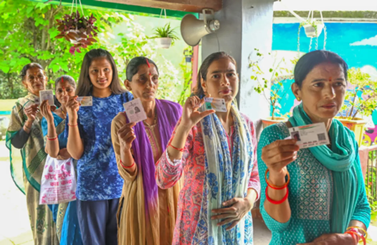 बिहार की तर्ज पर अब देशभर में होगा वोटर वेरिफिकेशन, चुनाव आयोग का आदेश