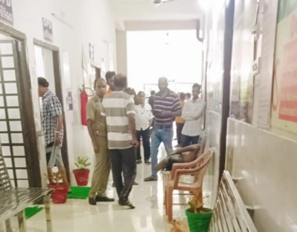 संबलपुर के देबझरन जलप्रपात में डूबने से दो एमबीबीएस छात्रों की मौत