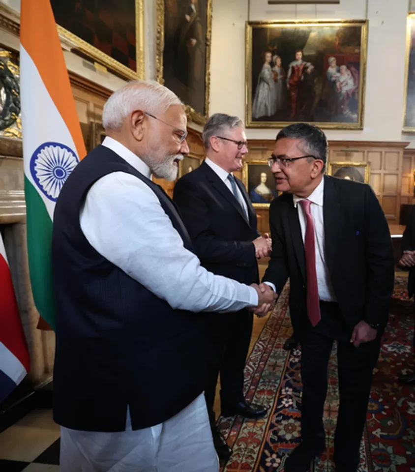 भारत और ब्रिटेन के बीच मुक्त व्यापार समझौते पर हस्ताक्षर का साक्षी बनकर गौरवान्वित : आशीष कुमार चौहान