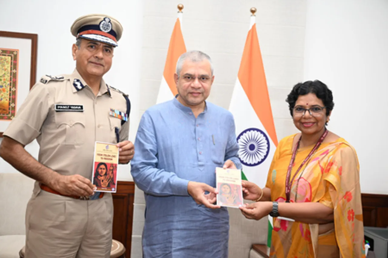 मानव तस्करी के विरुद्ध साझी पहल : राष्ट्रीय महिला आयोग और आरपीएफ ने किए एमओयू पर हस्ताक्षर