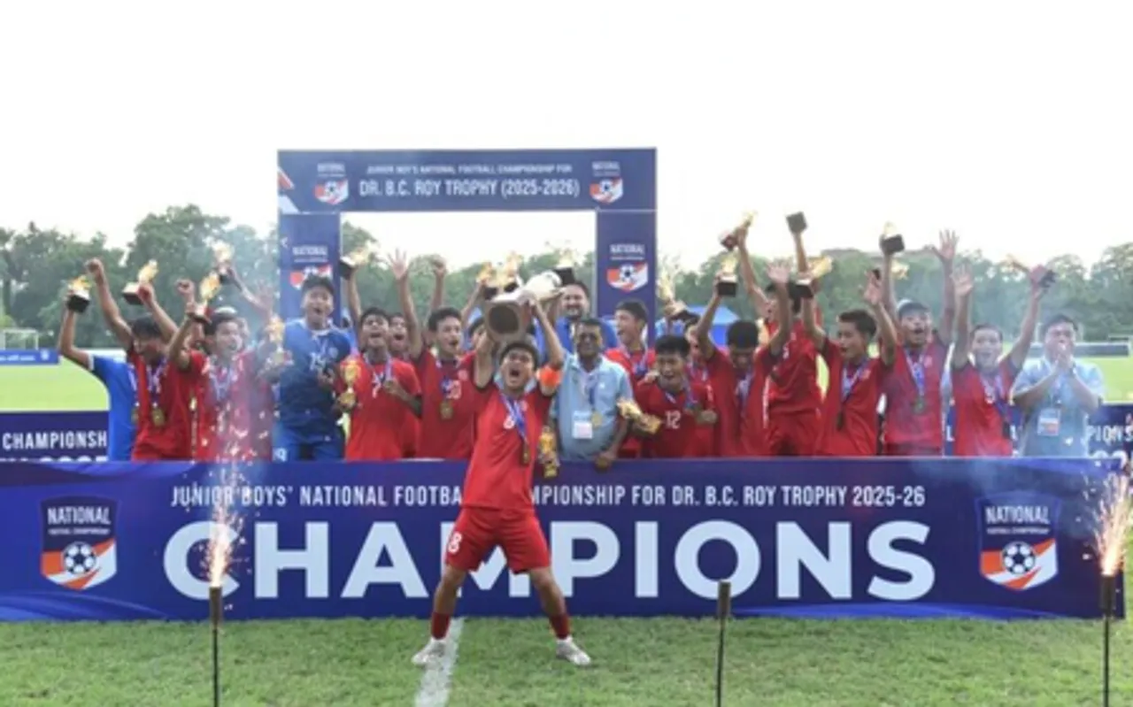 Manipur defeat West Bengal to lift Dr. B.C. Roy Trophy for the third time in the Junior Boys’ National Football Championship at the Guru Nanak Dev University Sports Complex in Amritsar on Wednesday. Photo credit: AIFF