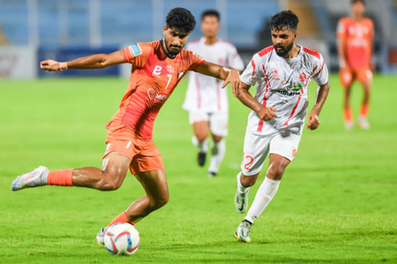 Second-half strikes help Namdhari beat South United in their debut match in the 134th Durand Cup football tournament at the lush green Kishore Bharati Krirangan (KBK) turf in Kolkata on Wednesday.