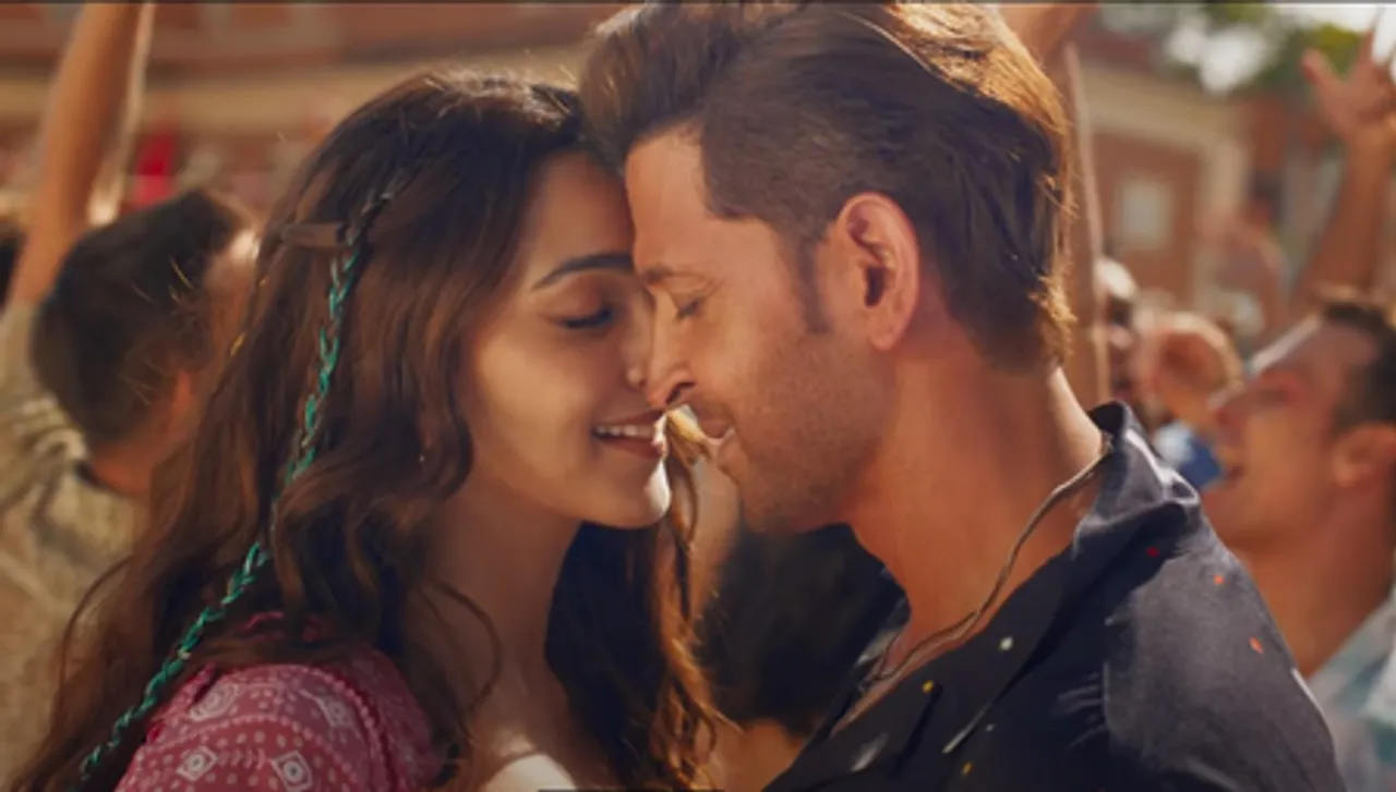 'वॉर 2' का नया गाना 'आवां जावां' में दिखी ऋतिक-कियारा की सिजलिंग केमिस्ट्री