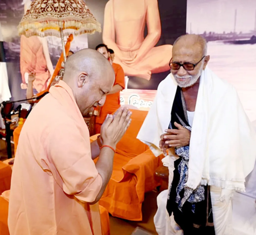 गुलामी के युग में भी भक्ति और शक्ति से तुलसीदास ने जाग्रत रखी जनचेतना : सीएम योगी