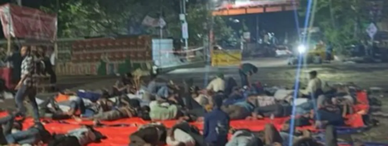 Bangladesh: Sit-in protest continues in Dhaka, causing widespread inconvenience to public