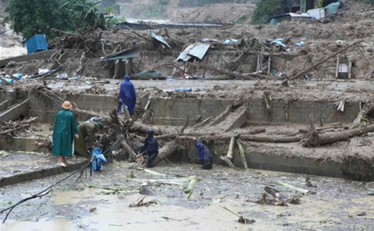 Eight dead, three missing in North Vietnam's flash floods