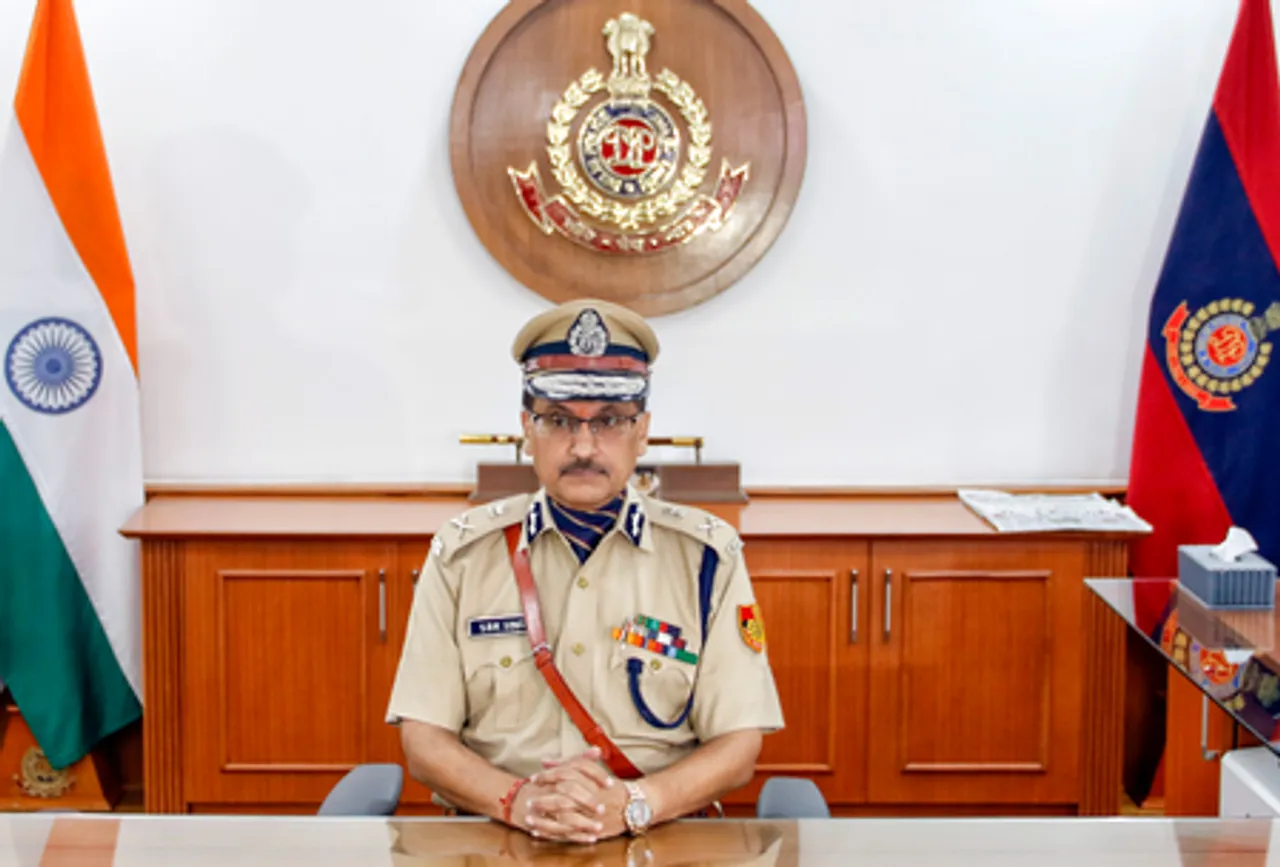 दिल्ली पुलिस ने 16 अगस्त तक पैराग्लाइडर और अन्य हवाई प्लेटफार्मों की उड़ान पर लगाया प्रतिबंध