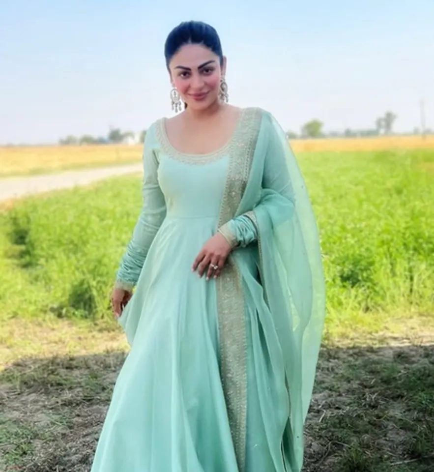 'सन ऑफ सरदार 2' के बाद अब जॉन अब्राहम संग 'तेहरान' में धमाल मचाएंगी नीरू बाजवा, बोलीं- 'यह बेहद खास फिल्म'